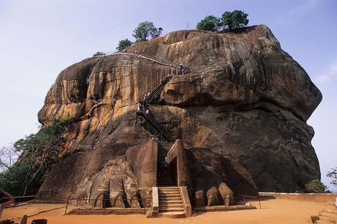 Sigiriya Rock and Dambulla Cave Temples from Negombo (All inclusive day tour) - Pidurangala Royal Cave Temple: shorter, scenic, and photogenic