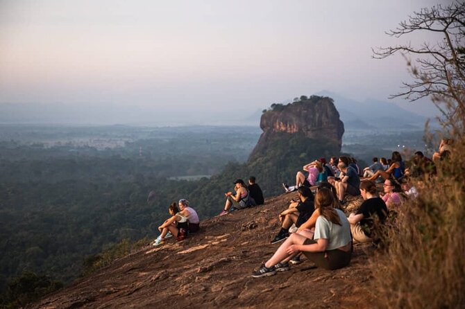 Sri Lanka Customize Multiple day tour packege - Private driver + real customization (not just a script)