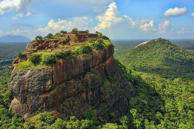 Sri Lanka highlights in 6 days - Price and logistics for a 6-day private loop from Colombo