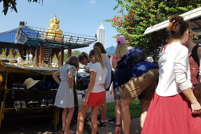 Sri Lanka Private Car With Driver - Multi-Day Tour - How a Colombo-based private car tour really plays out