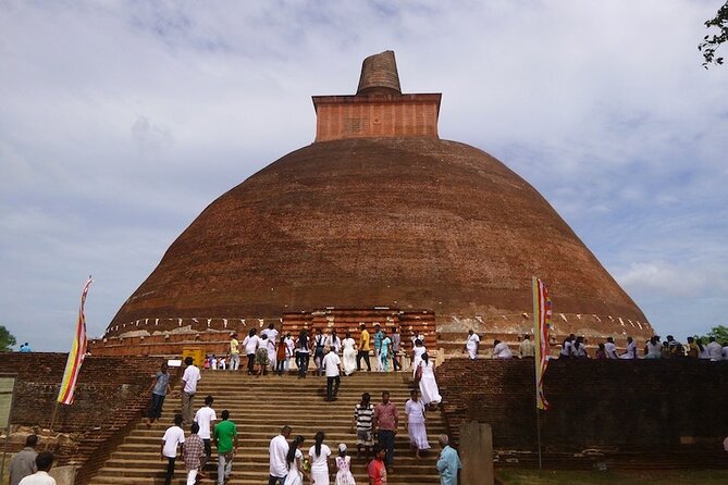 Sri Lanka Private Tour 8 days-Driver/vehicle/accommodation H/B - Price and Value: What $788 Buys (and What It Doesn’t)