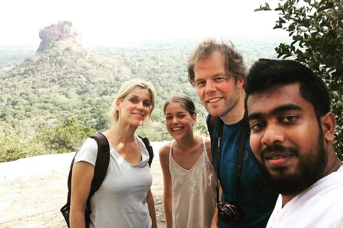 Sri Lanka private tour package 9 night 10 Day with driver+vehicle+accommodations - Day 6: Tea country basics—Royal Botanical Gardens, tea factory, parks, Gregory Lake