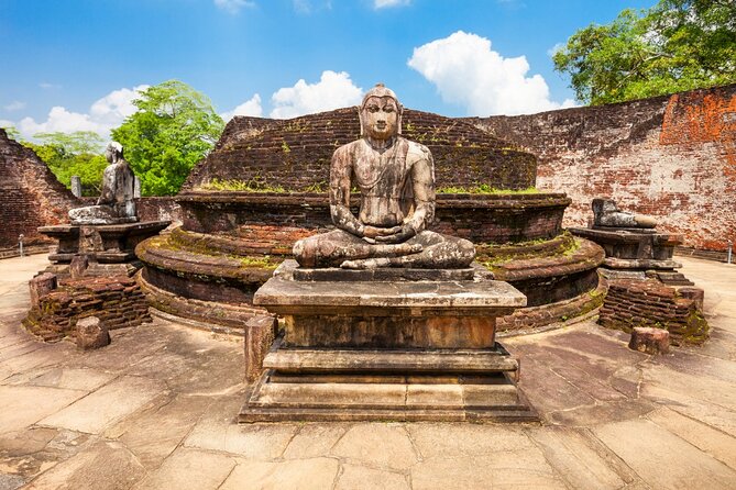 Sri Lanka tour 8 Days with a private driver, hotels, and vehicle - Sigiriya Rock Fortress and village life: choosing the authentic add-ons