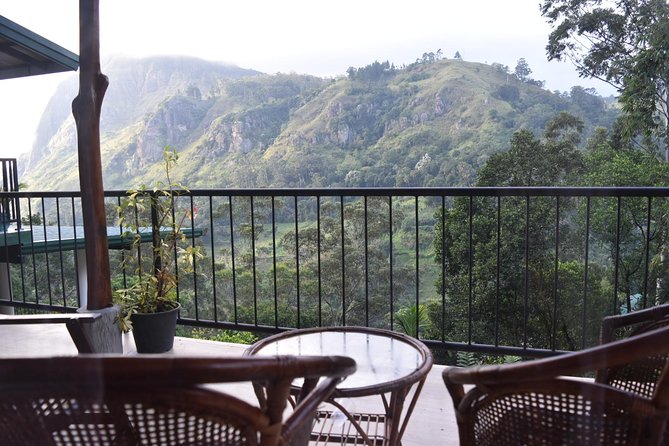 Sri Lanka tours 12-Day wildlife Tour with driver,Car or Van and accommodations - Kandy Gardens to Nuwara Eliya Tea Country: Waterfalls, Tea Factories, and Cool Air