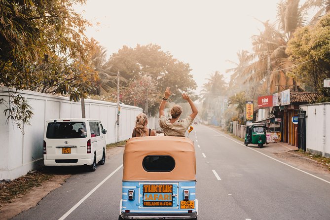 "THE ORIGINALS" Tuk Tuk Safari Colombo, the first and the best. - Driver-guide style: safety, English, and the personal touch