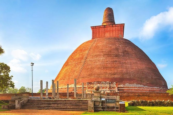 Tour Packages in Sri Lanka - Most Popular Round Tour - All in One Tour - Day 2: Sigiriya Lion Rock and Polonnaruwa, then Minneriya wildlife