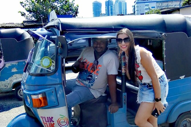 Tuk Tuk Private Safari Tour Exploring Sri Lanka's Capital Colombo - Viharamahadevi Park and the calm reset before the city rush