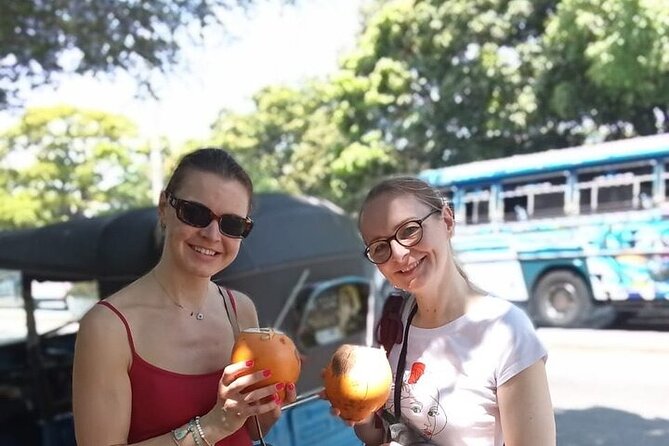 Tuk Tuk Private Tour Exploring Sri Lanka Capital of Colombo - Why a Colombo tuk-tuk beats a normal sightseeing day