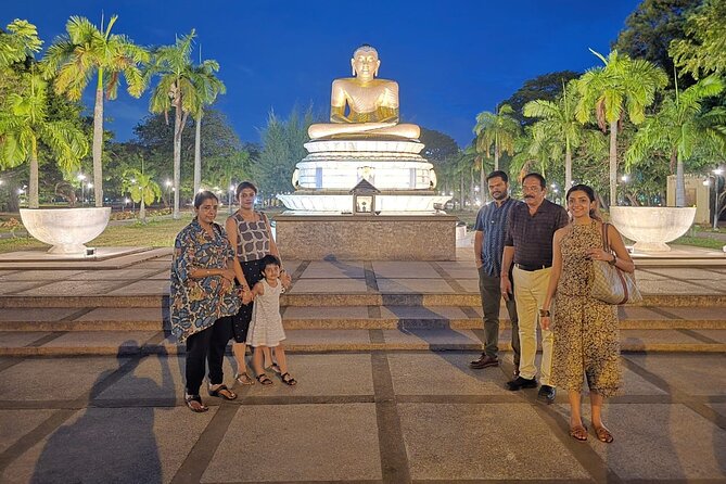 Tuk Tuk safari capital Colombo (Food and Entry Fees) Including - Lotus Tower: Short Visit, Big Landmark Energy