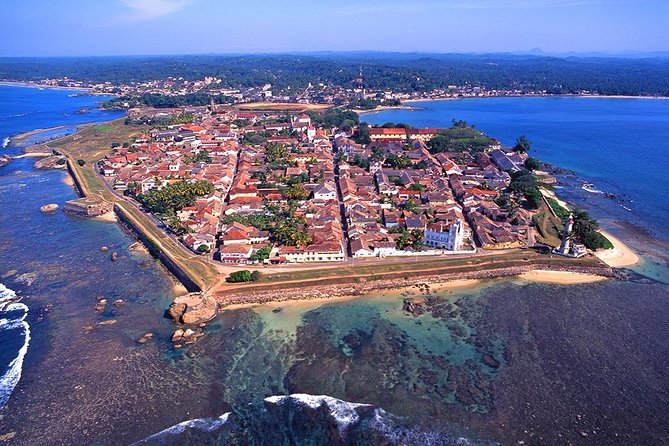 Wildlife Sri Lanka Tour 10 Days - Kandy day: Temple of the Sacred Tooth Relic, Lake views, gems, and a cultural performance